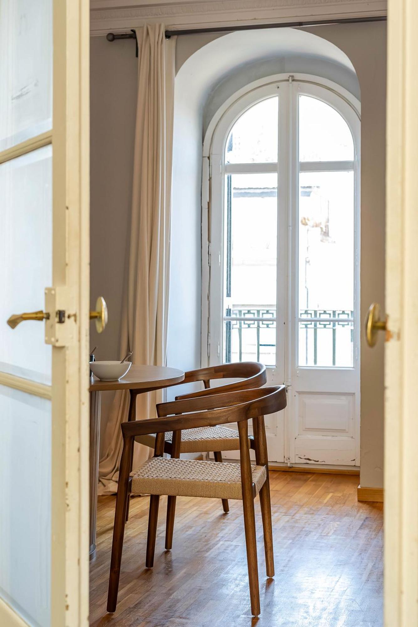 Canela Homes Diputacio Appartement
